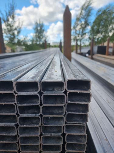 картинка Труба профильная 30х15х1,5 мм